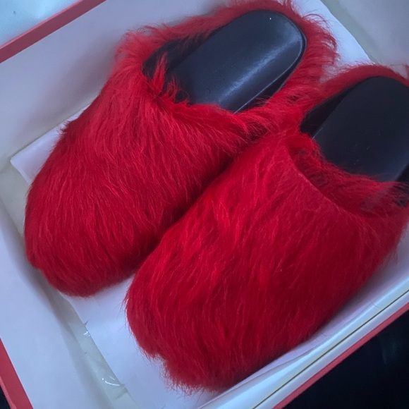 Red Marni Slides - Picture 1 of 3